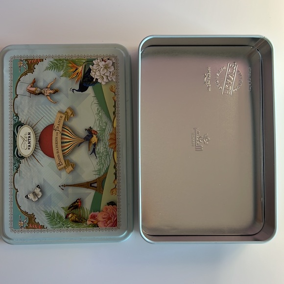 Air D’ Antan Perfume Soap in a Tin Can - Picture 9 of 12